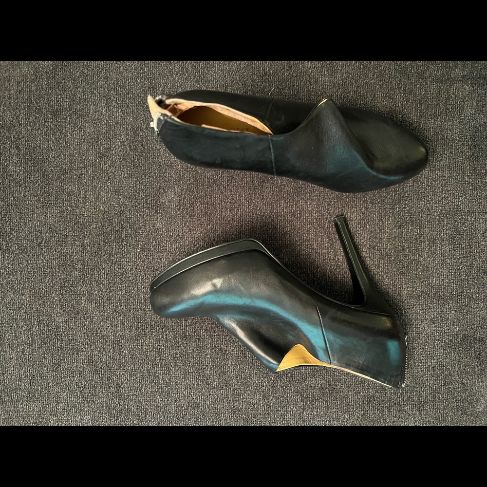 Nine West booties